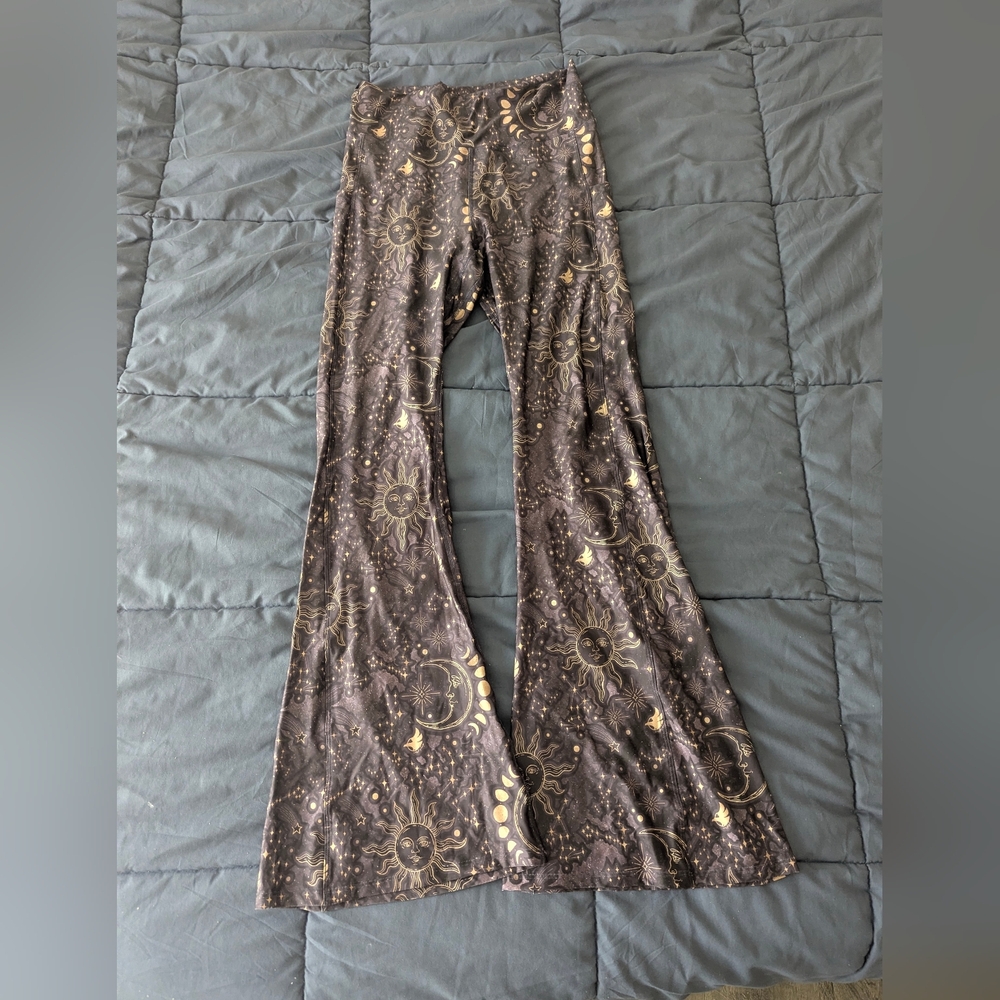 Eagle Rock Werkshop Celestial Bell Buttons Long Length